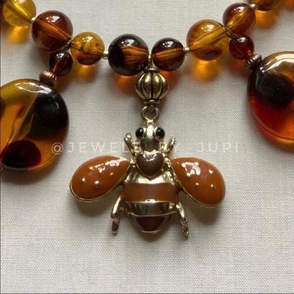 Handmade Upcycled Elegant Tortoise Print Bumble Bee Pendant Chain Necklace - Picture 3 of 6